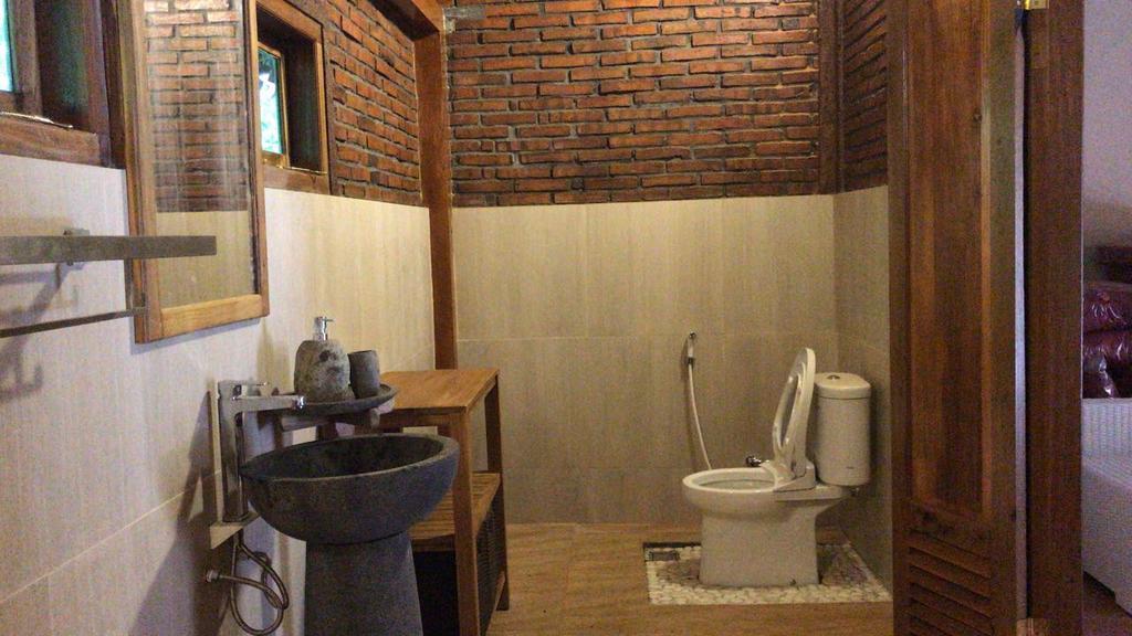 Rumah Dharma 2 Riverside Otel Magelang Dış mekan fotoğraf